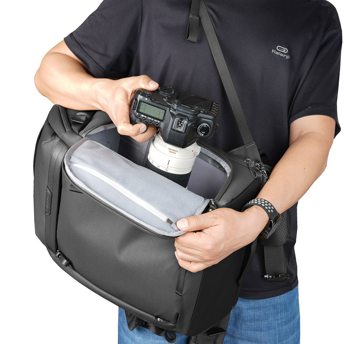 Vanguard VEO Metro B25L Camera & Laptop Backpack 3-Way Access - Black