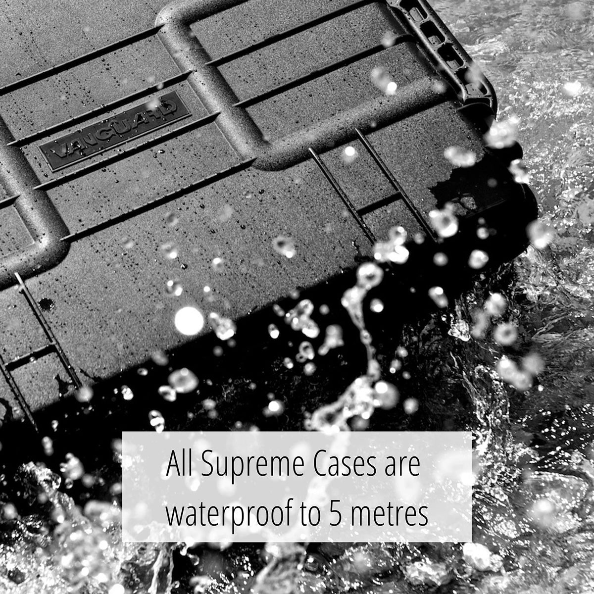 SUPREME 53D Ultra-Tough 50L Waterproof Case w/Removable 37.5L Divider Bag