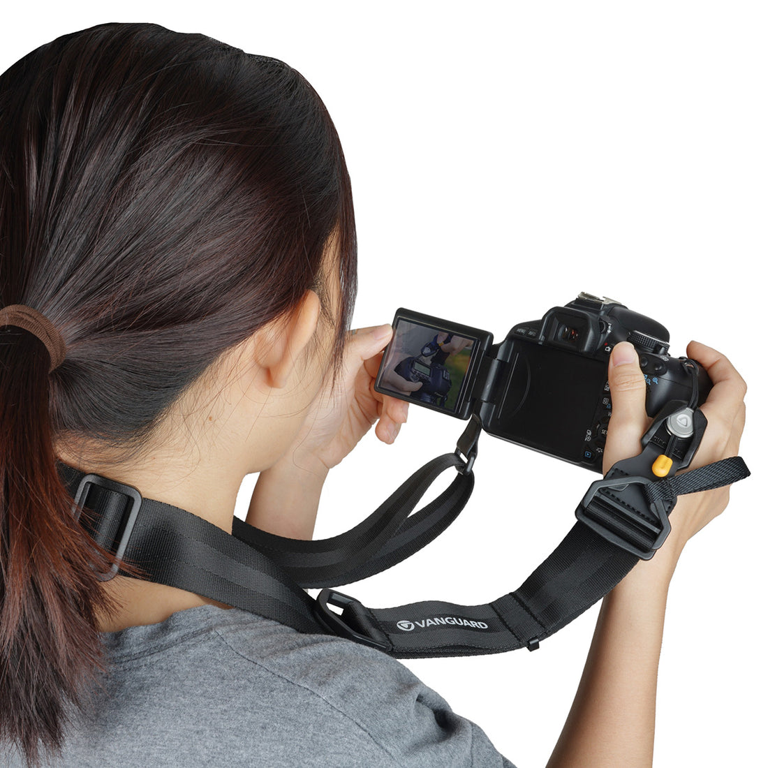 Vanguard Connect Quick NS38 Camera & Binocular Neck Strap with Quick Release – Black