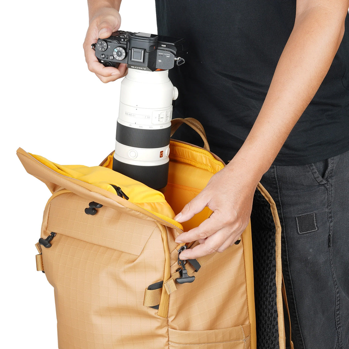 Vanguard ALTA ADVENTURE LB25L OC 25L Camera Backpack with Rain Cover