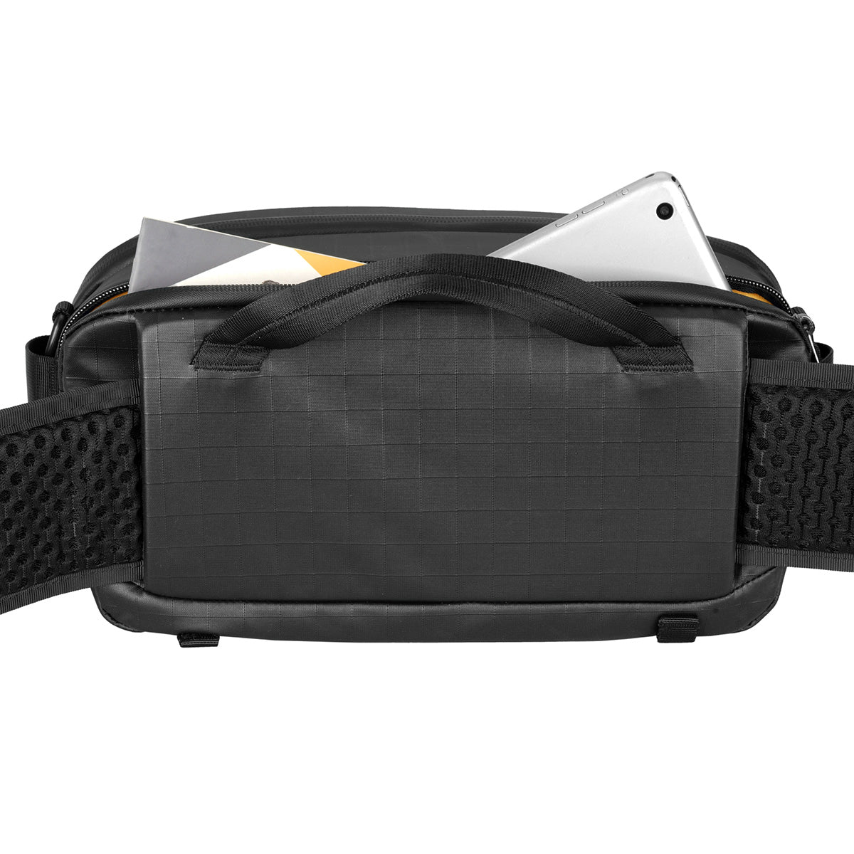 Vanguard Alta Adventure W4L 4L Camera Sling &amp; Waist Bag - Black
