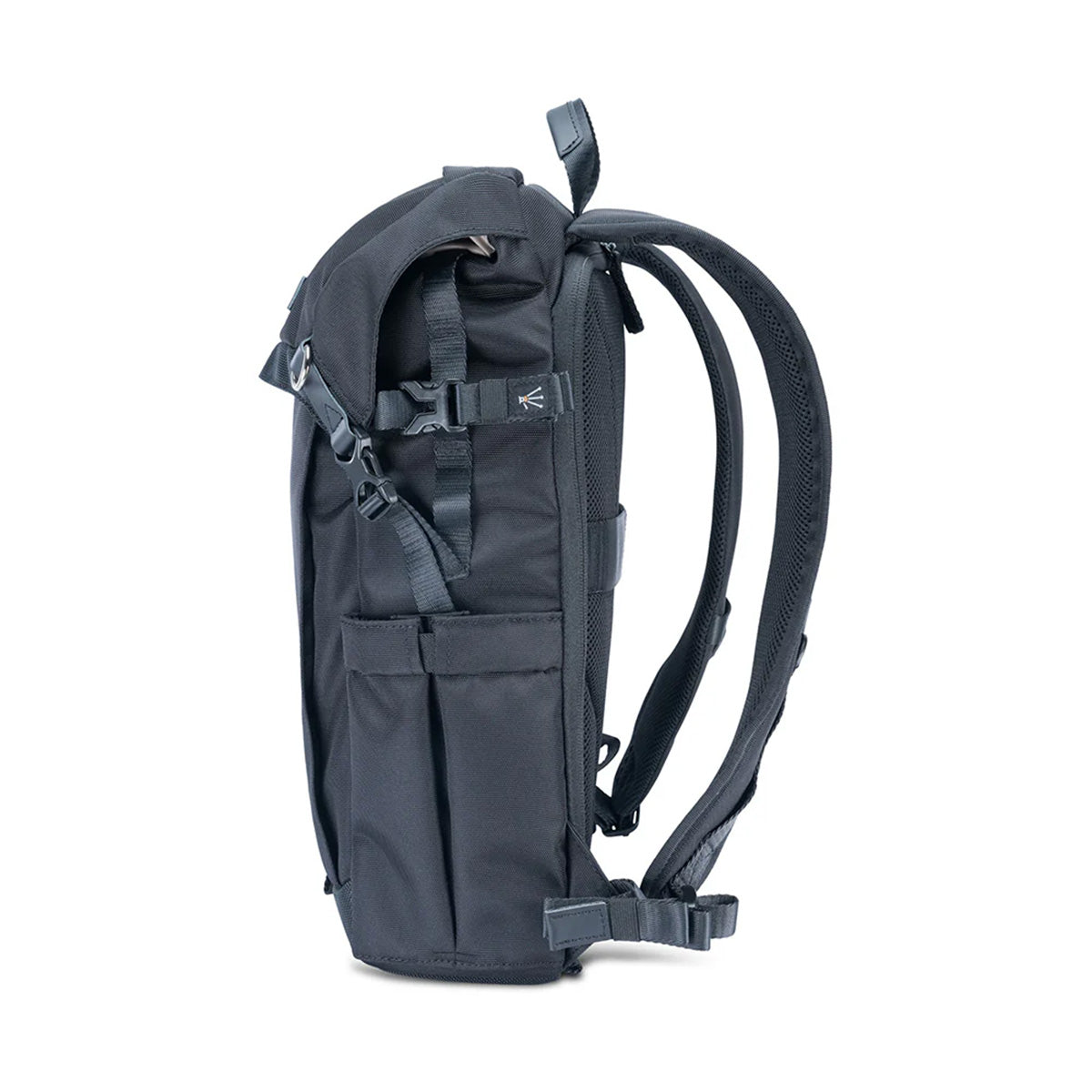 Vanguard VEO GO 42M BK Camera Backpack-Black Internal Dimensions:26x13x43cm