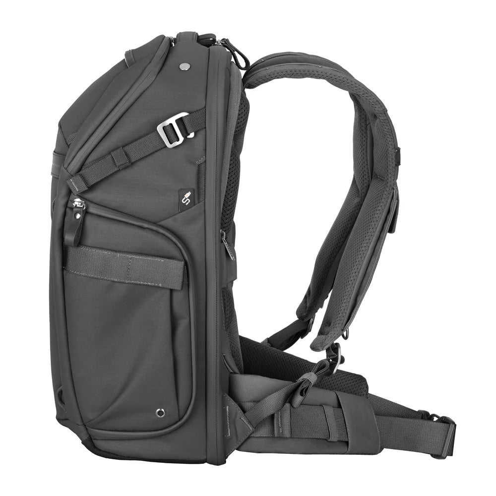 Vanguard VEO Metro 25L Camera &amp; Everyday Backpack with 16" Laptop Compartment – Black