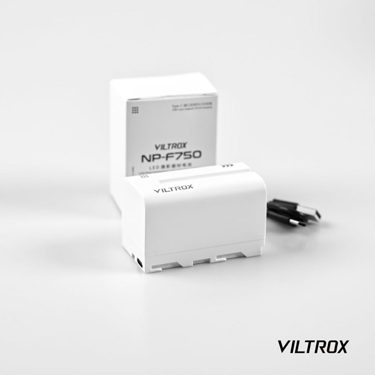 Viltrox NP-F750 4400mAh Lithium Battery with Type-C Fast Charging for LED Lights