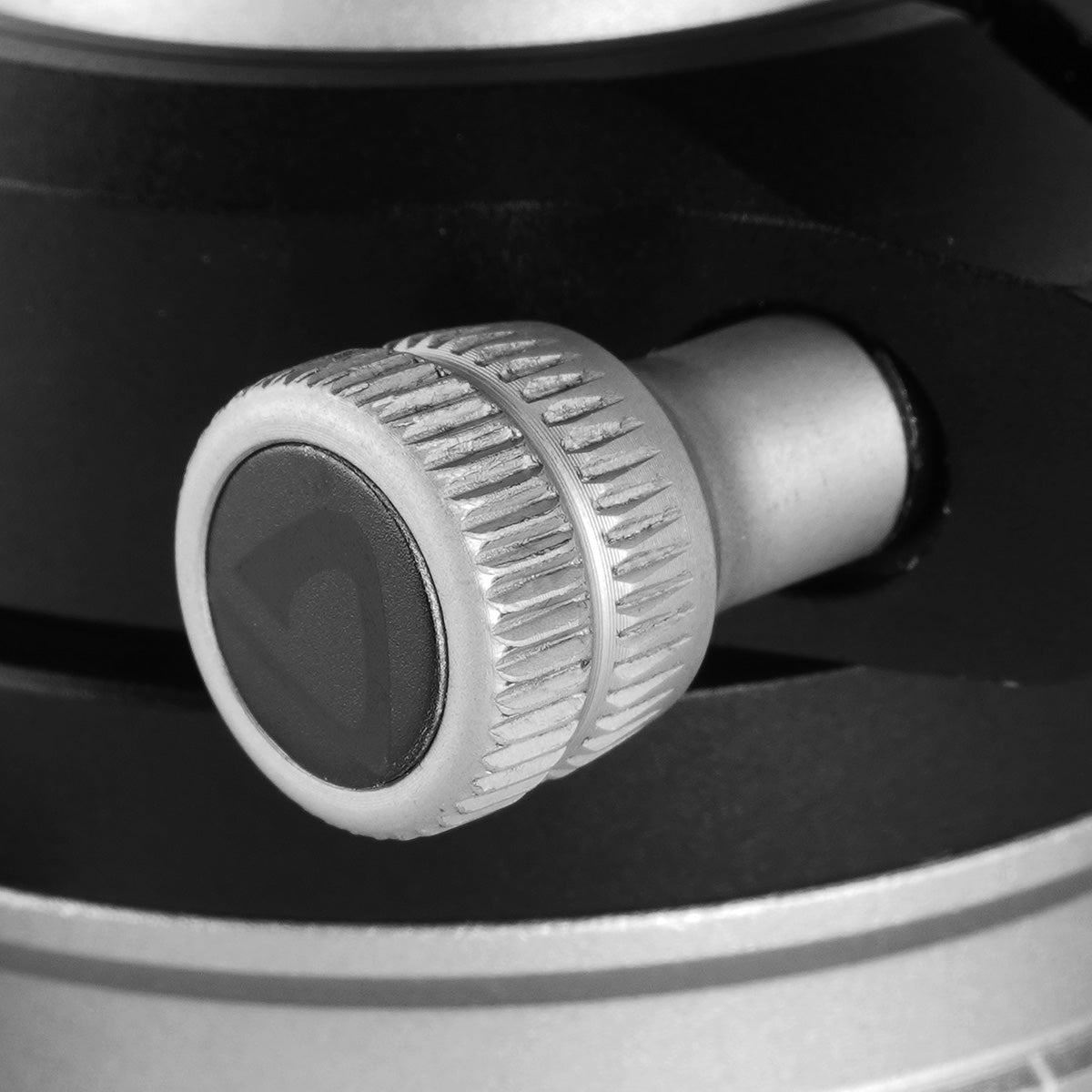 Vanguard LB-40S Low Profile Ball Head Aluminium with QS-45H Quick Release Plate